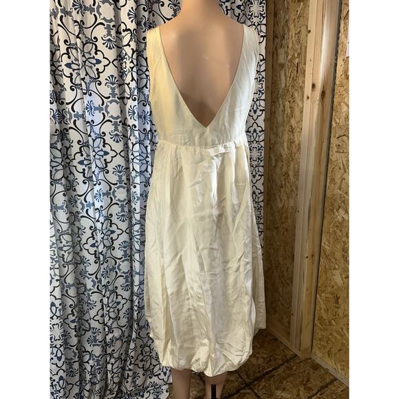 Massimo Dutti Women's Champagne 100 Silk Bubble Hem Midi Dress Evening Gown SZ M - Picture 4 of 12